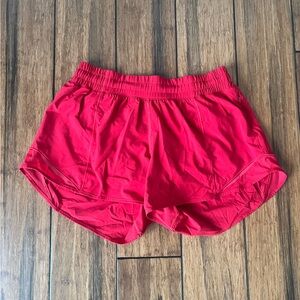 lululemon hottie hot shorts
